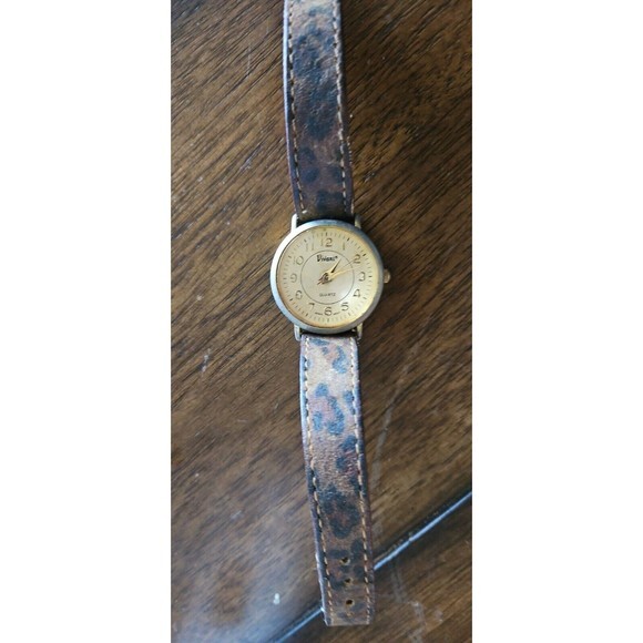 Vintage‎ Vivani Ladies Quartz Watch Gold Tone Leather band - Picture 6 of 6